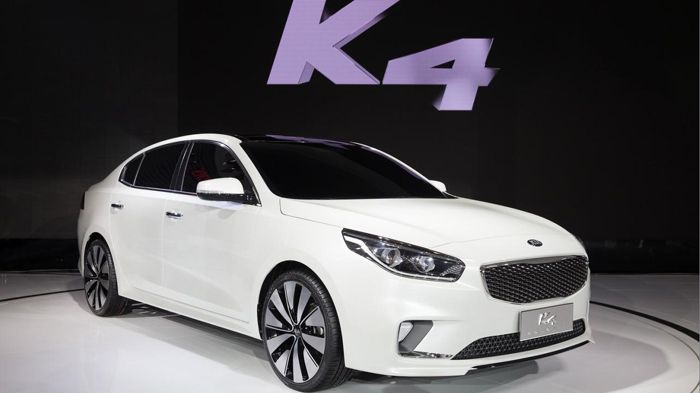 Μεσαίο sedan από την Kia